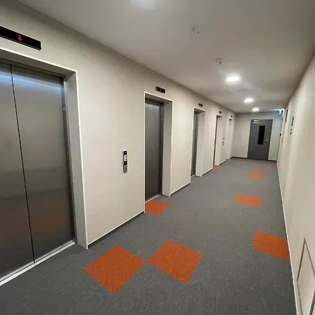 Stylish 19th-floor Klingerka With Stunning Castle Views & Free Parking * 브라티슬라바